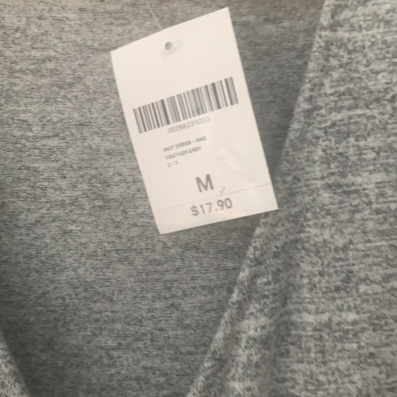 NWT knot wrap waist dress - Picture 3 of 13